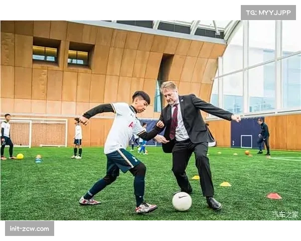 文化观察：英国足球评论中“Proper Football Man”传统与欧洲大陆战术分析的观念碰撞